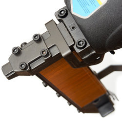 Пистолет для забивания скоб мебельный Hybest N851 (пневматический, каркасные скобы тип 155 16Ga)