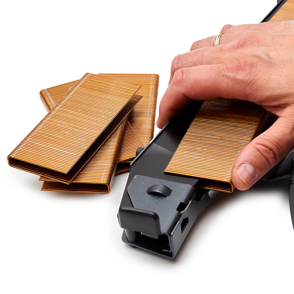 Пистолет скобозабивной мебельный Hybest N851 (пневматический, каркасные скобы тип 155 16Ga)