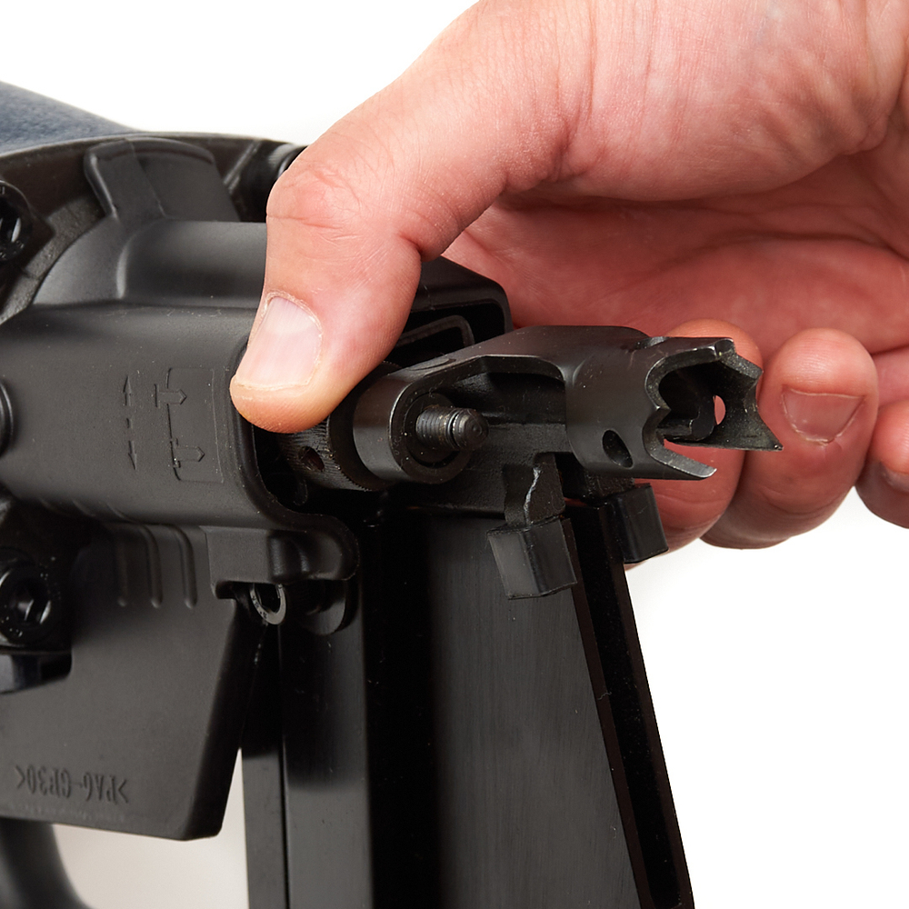 Пистолет гвоздезабивной по дереву Hybest FN2190 (пневматический, гвозди SN21)