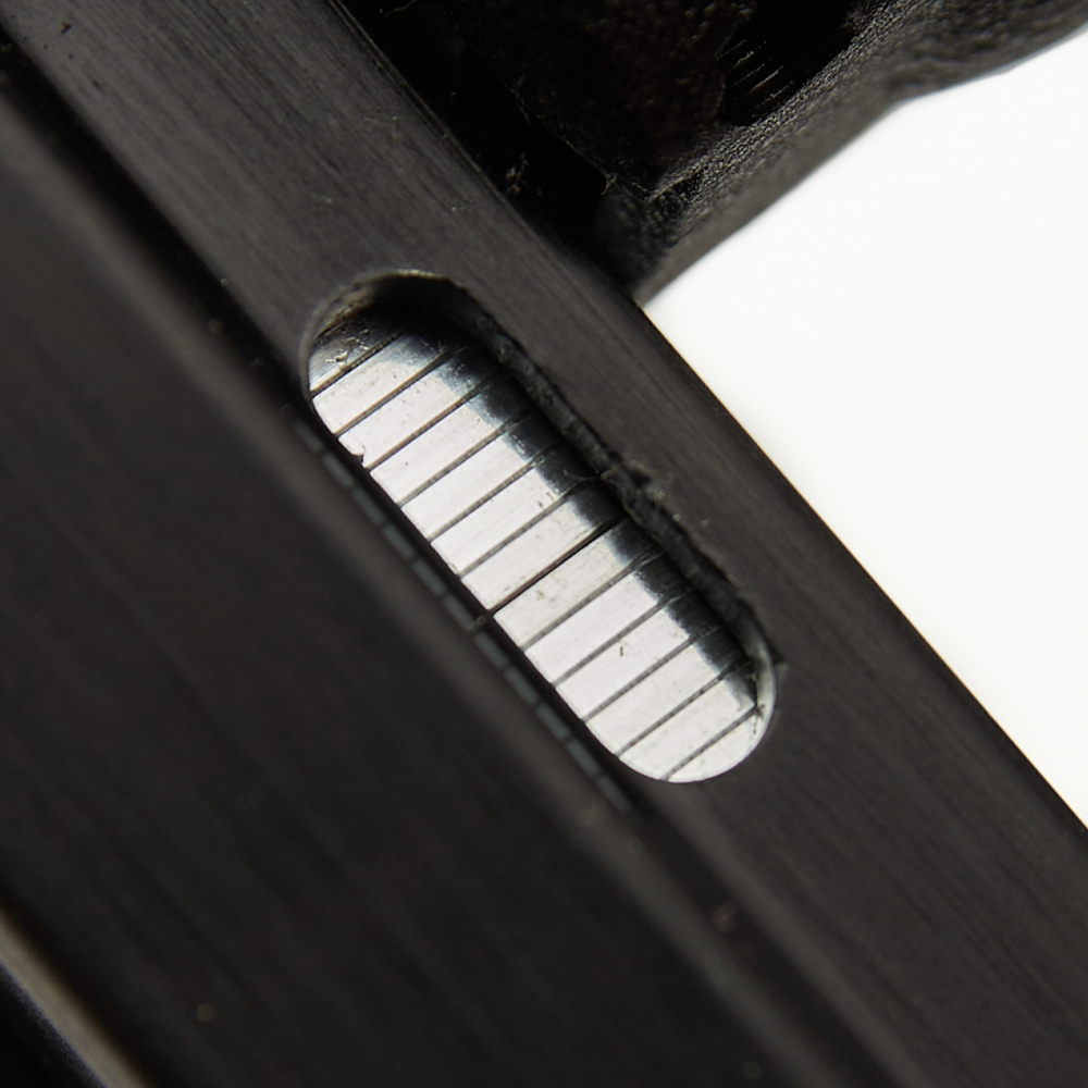 Пистолет скобозабивной мебельный Hybest 8016F (пневматический, обивочные скобы тип 80 21Ga)