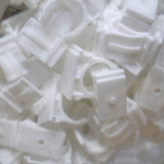 Крепеж-клипса для сантехнических труб для монтажных пистолетов (20 мм, белый, 100 шт/уп)