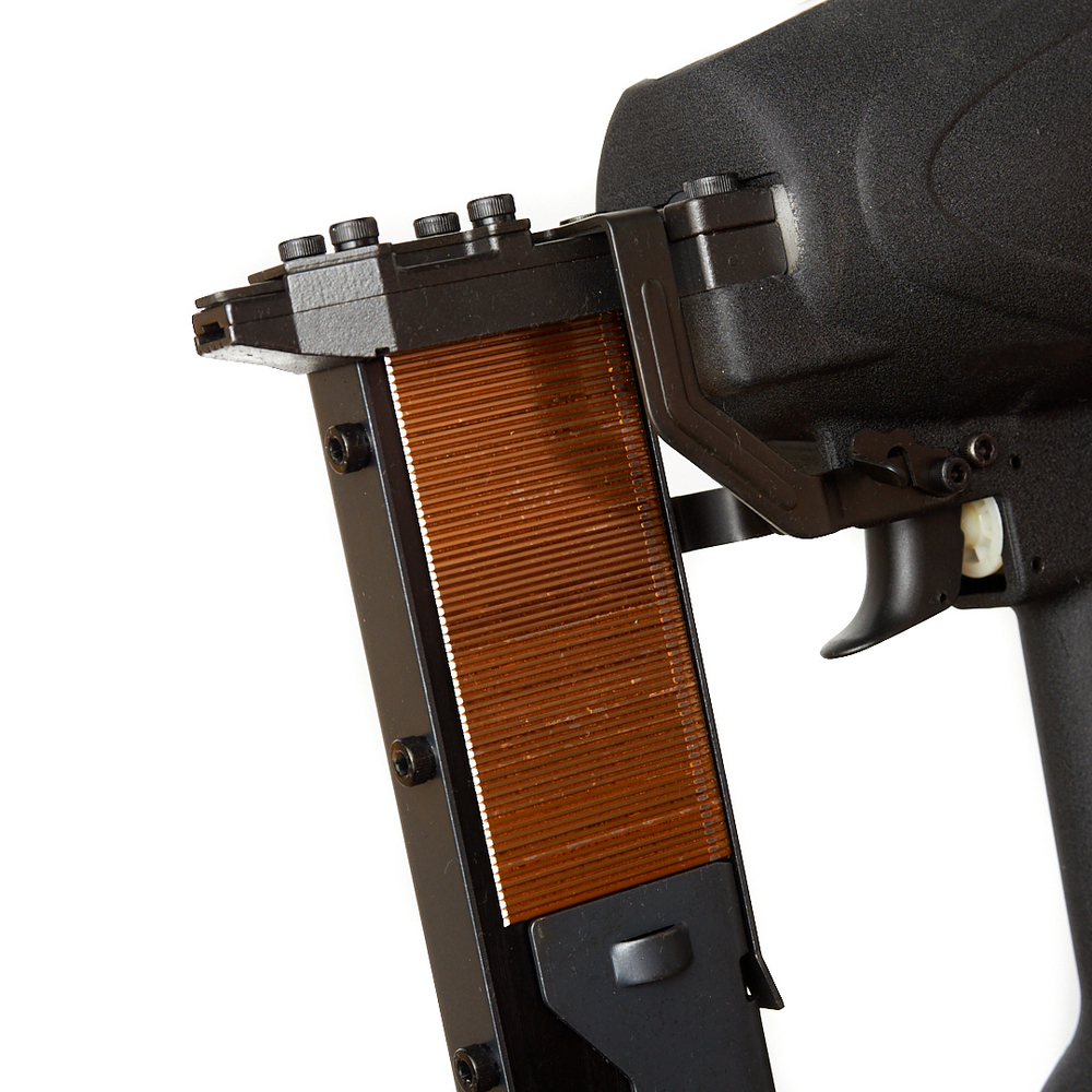 Пистолет скобозабивной мебельный Hybest N851 (пневматический, каркасные скобы тип 155 16Ga)